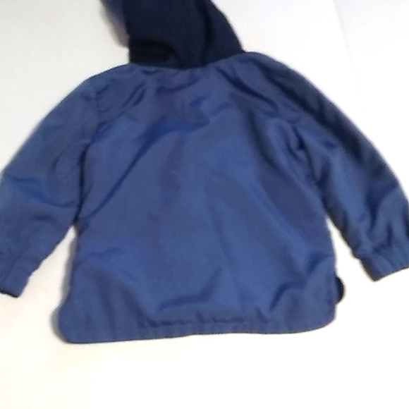 Tommy Bahama Shark Jacket 18mths) - Picture 8 of 12